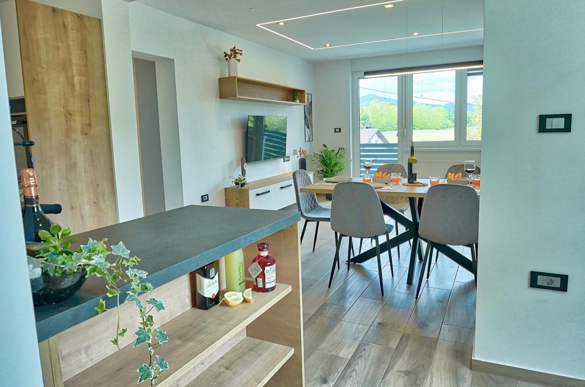 Apartments Lipa Plac Postojna Ngoại thất bức ảnh
